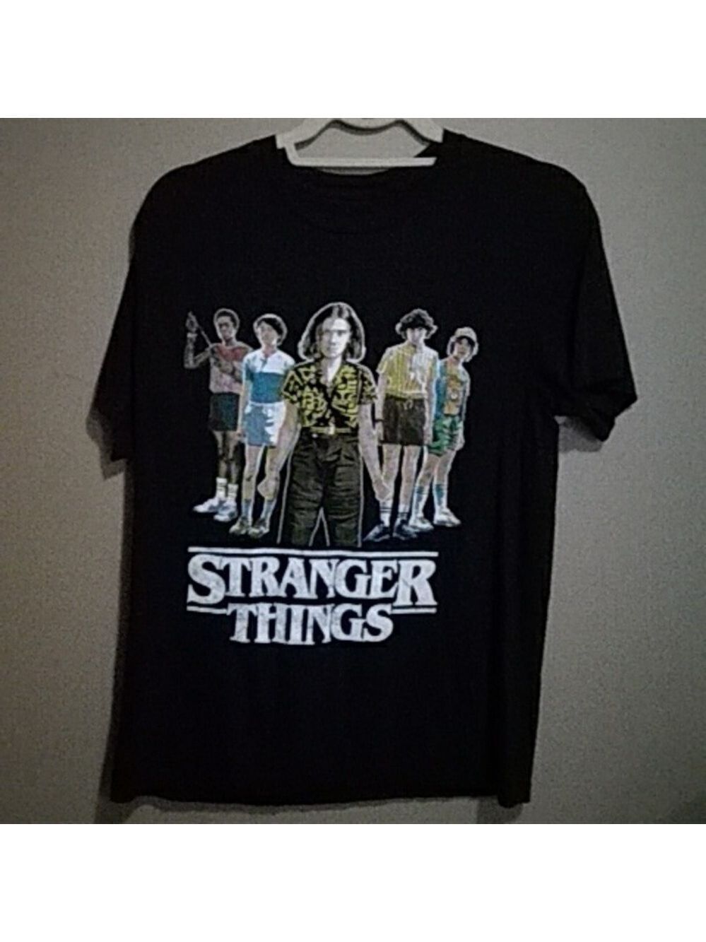 Graphic tshirt stranger things size medium